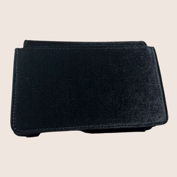 🖤 ANTHRO VELVET CROSSBODY WALLET GOLD CHAIN BLACK NWT - Picture 6 of 8